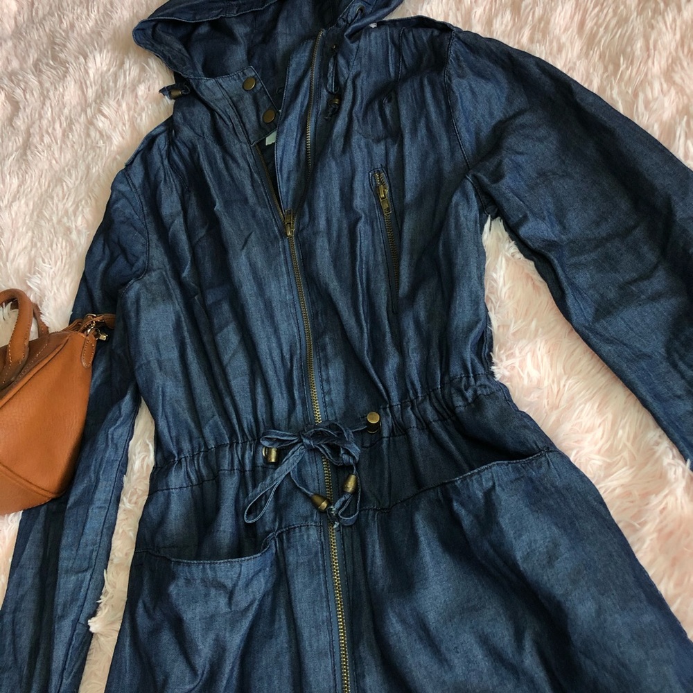 Utility Jacket - Picture 2 of 7